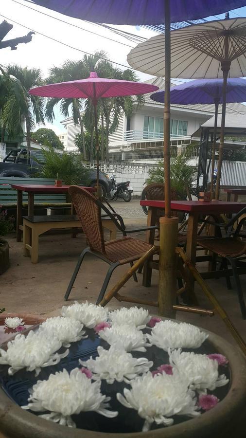 999 Triplenine Chiangmai Vandrehjem Chiang Mai Eksteriør billede